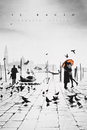 Il Bacio - St Mark's Square - Venice