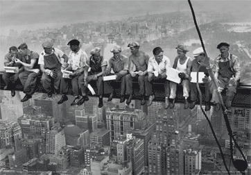 Men on a Girder - Having Lunch in New York