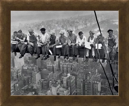 Framed Framed Lunch on a Skyscraper - Iconic New York Photo