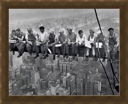 Framed Framed Lunch on a Skyscraper - Iconic New York Photo