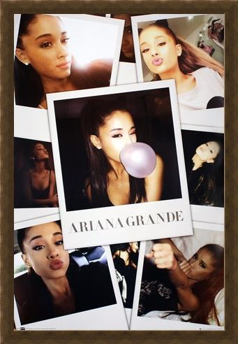 Framed Framed A Rising Star - Ariana Grande