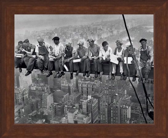 Framed Framed Lunch on a Skyscraper - Iconic New York Photo