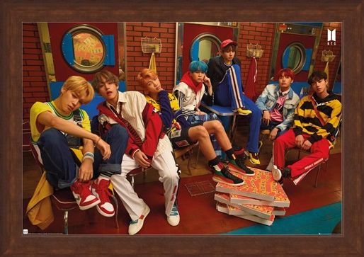 Framed Framed Crew - BTS