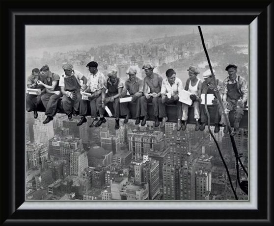 Framed Framed Lunch on a Skyscraper - Iconic New York Photo