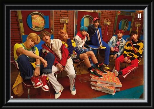 Framed Framed Crew - BTS