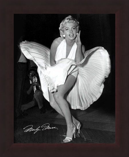 Framed Framed The Classic Seven Year Itch Pose - Marilyn Monroe