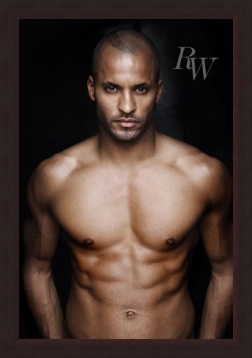 Framed Framed Undressed to Thrill - Ricky Whittle