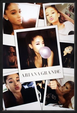 Framed Framed A Rising Star - Ariana Grande