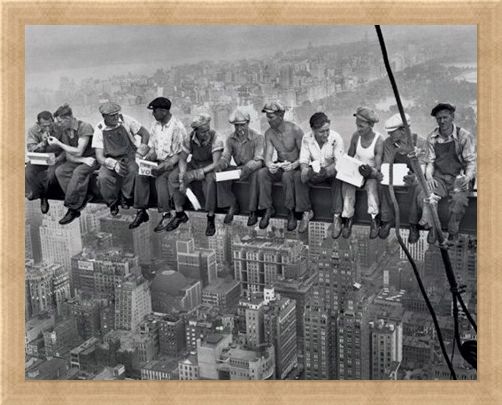 Framed Framed Lunch on a Skyscraper - Iconic New York Photo