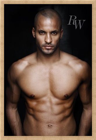 Framed Framed Undressed to Thrill - Ricky Whittle