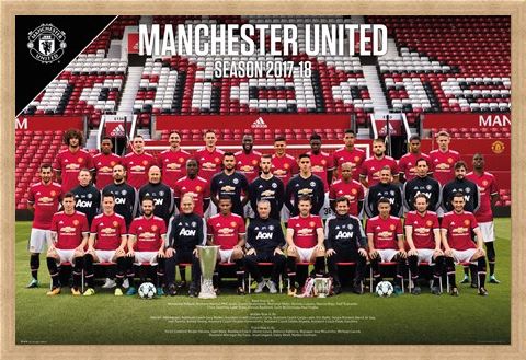 Framed Framed Team Photo 17-18 - Manchester United