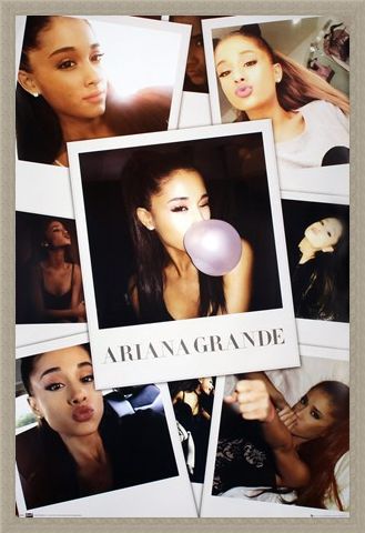 Framed Framed A Rising Star - Ariana Grande