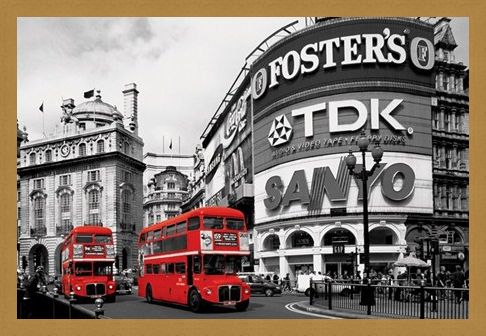 Framed Framed Piccadilly Circus - Red Buses