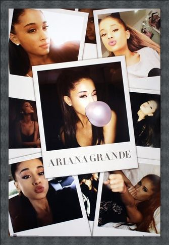 Framed Framed A Rising Star - Ariana Grande
