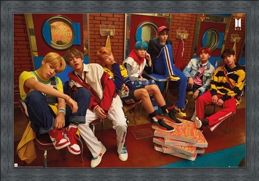 Framed Framed Crew - BTS