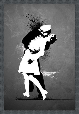 Framed Framed War's End Kiss - Love in Black and White