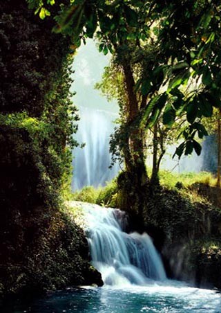 Zaragoza Falls - Saragossa, Spain