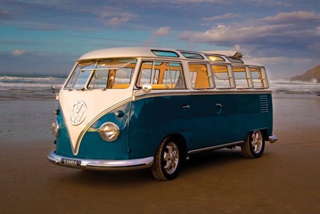 Classic Camper Van - Volkswagen
